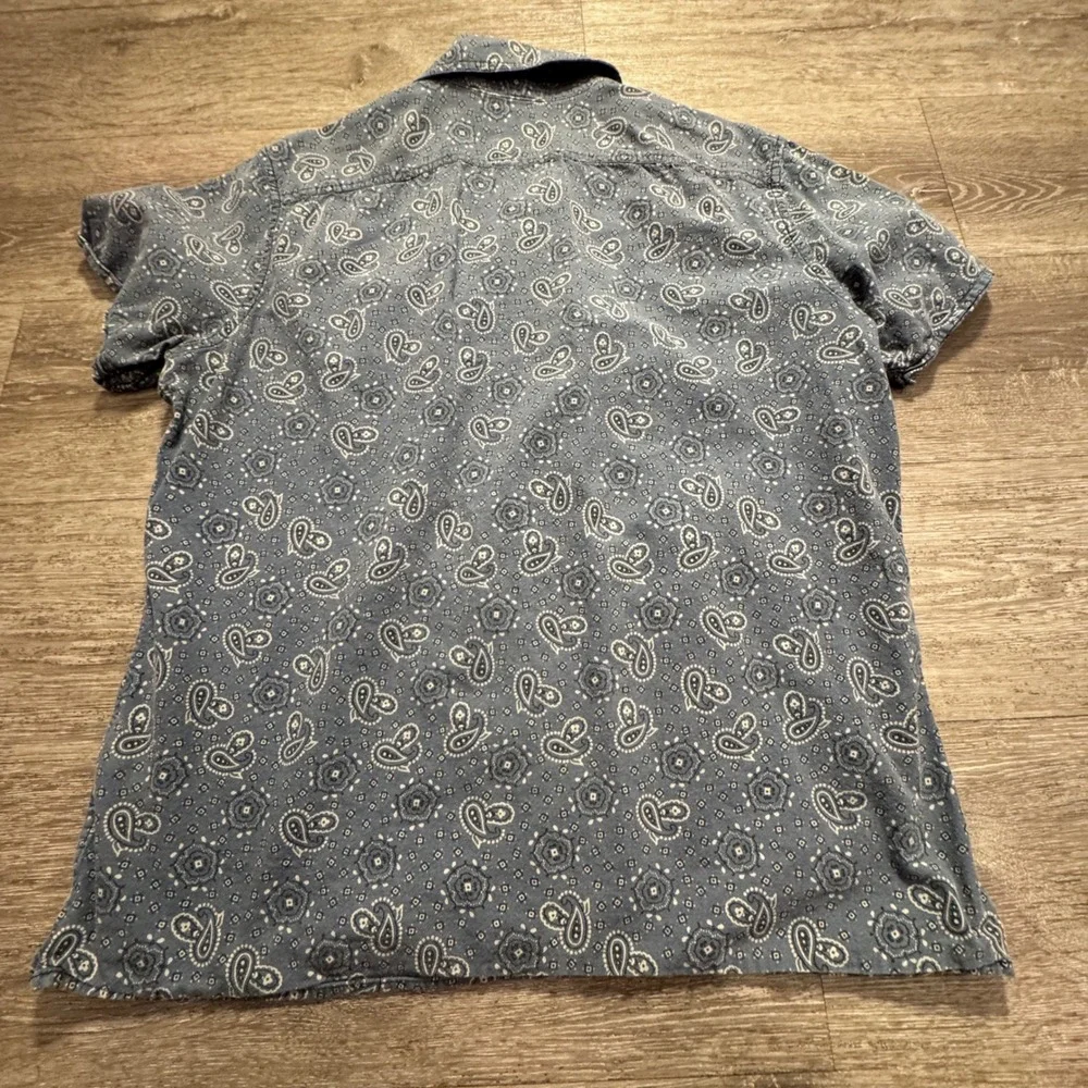 Banana Republic Shirt Mens L Blue Cotton Paisley Camden Fit Summer Casual Preppy